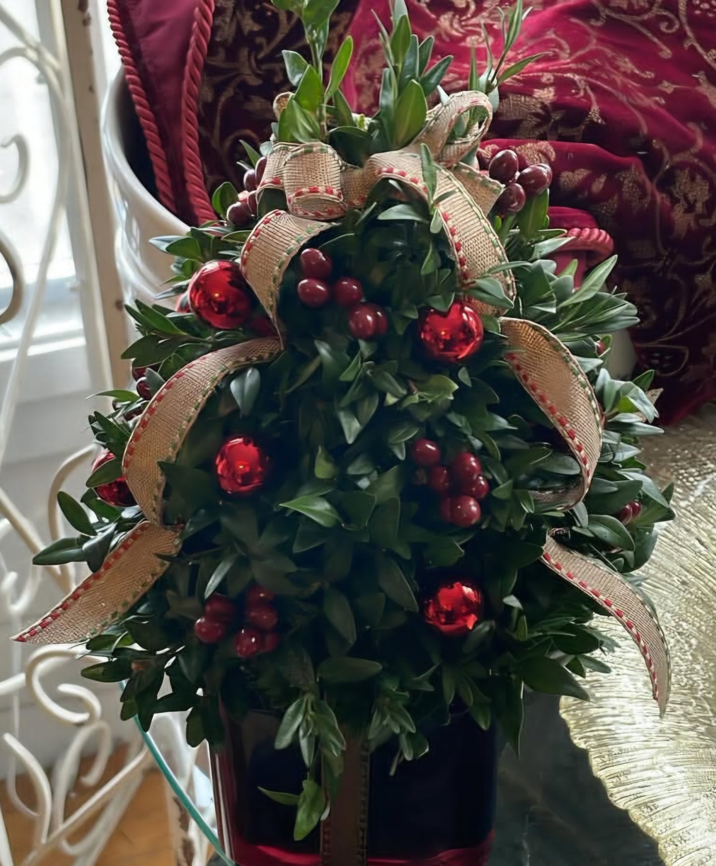 Holiday Boxwood Tree (small)